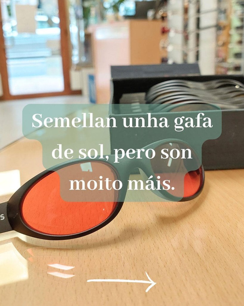 Gafas con lentes de colores, ¿moda o función visual?